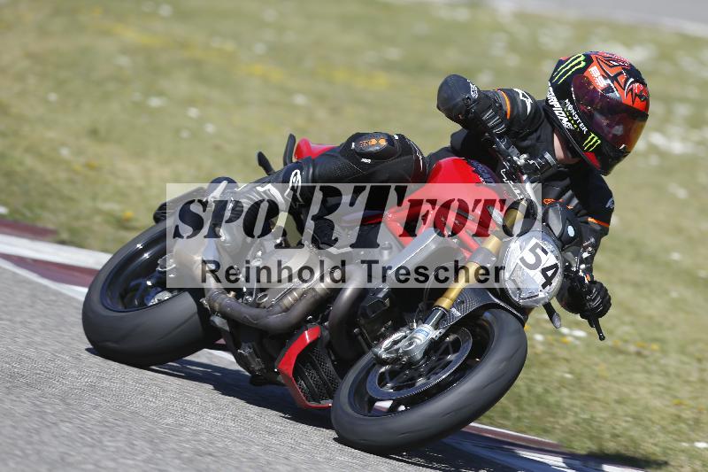 /06 08.04.2026 Cornu Master School ADR/Gruppe blau/54